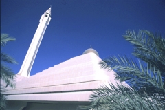 pyr-mosque-Kuwait